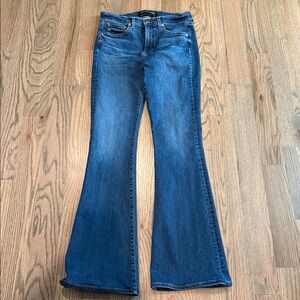 Veronica Beard Beverly Slim Flare Jeans